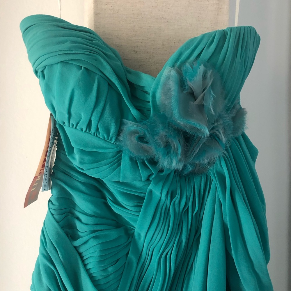 NWT Mandalay Elegant Chiffon & Lace Evening Dress - Picture 2 of 5